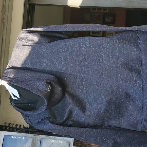 Dry frame hoodie - Picture 5 of 5